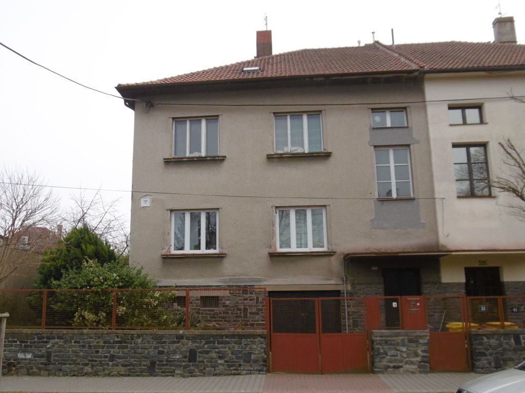 Dražba podílu 1/3 rodinného domu v obci Kolín, okres Kolín.