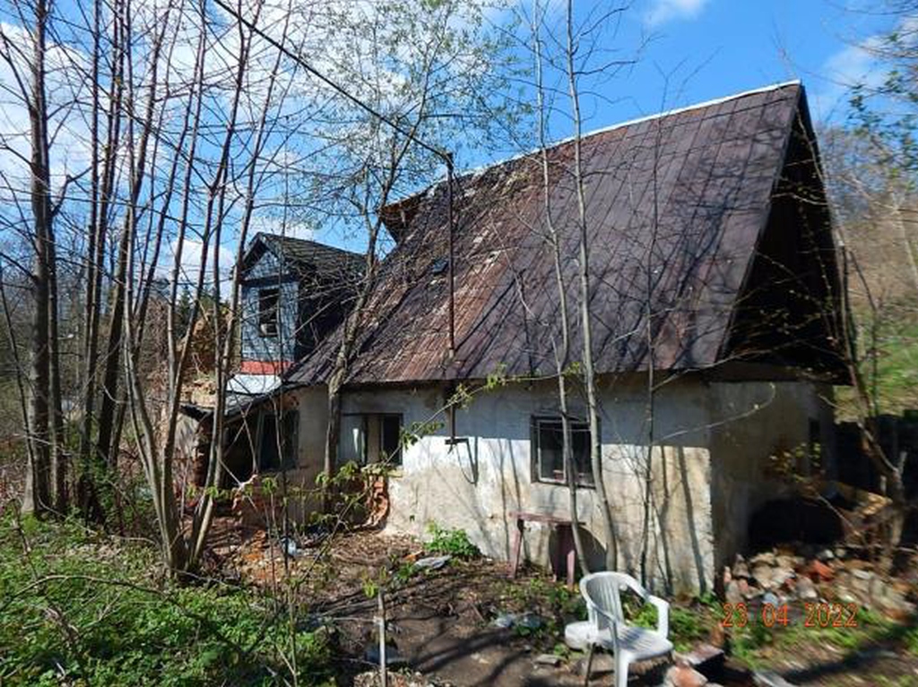 Dražba podílu 22/24 rodinného domu v obci Vápenná, okres Jeseník